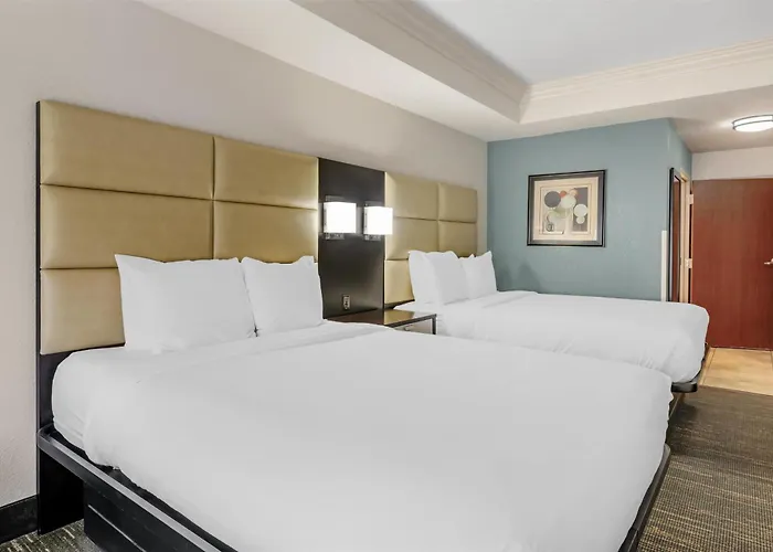 Best Western Plus JFK Inn&Suites