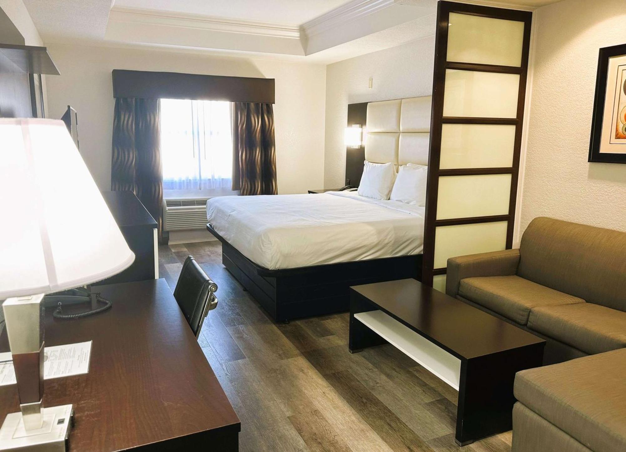 Western Jfk Inn&suites North Little Rock