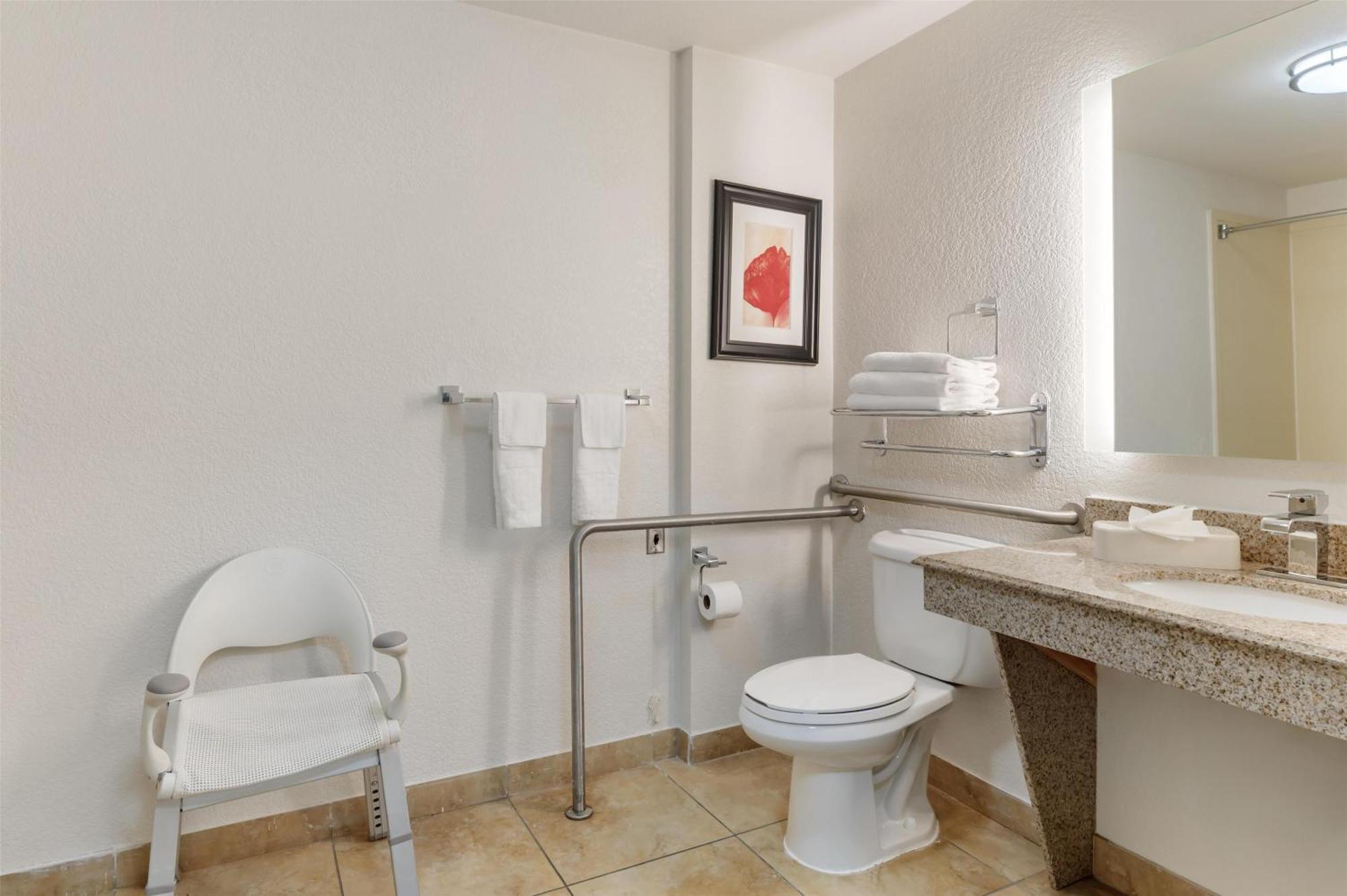 Hotel Western Jfk Inn&suites 3*