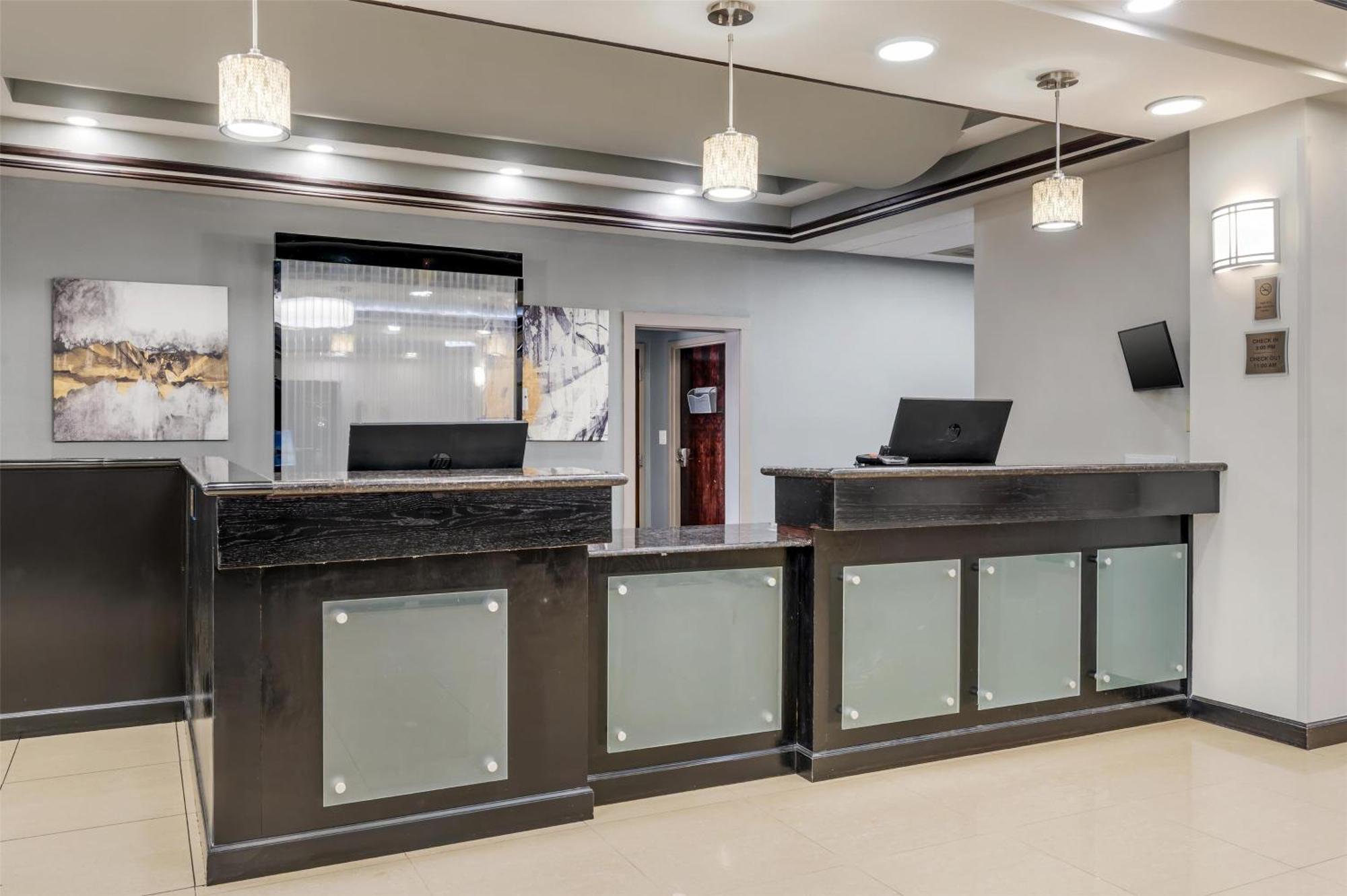 Western Jfk Inn&suites Hotel